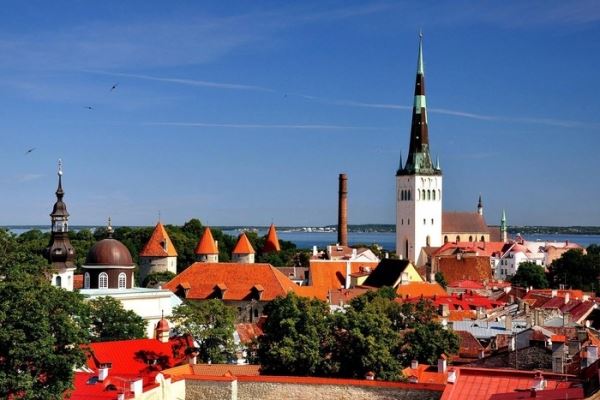 Эстония закроет въезд для ряда граждан России