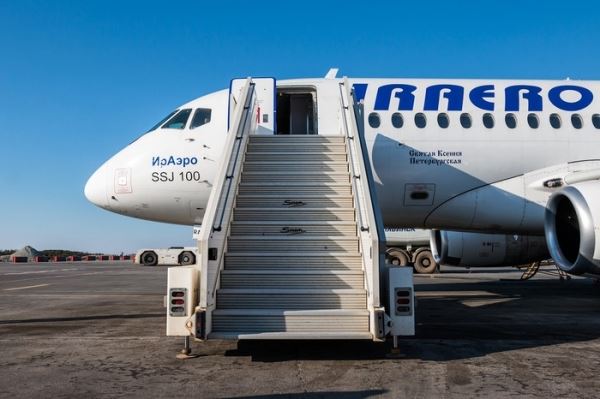 «ИрАэро» возобновит рейсы из Екатеринбурга в Баку