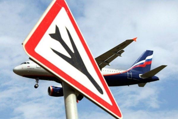 В России продлили режим ограничения полетов в ряд аэропортов